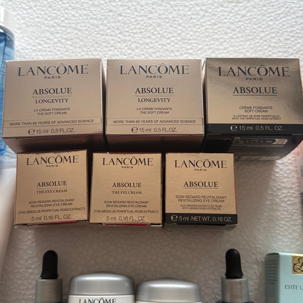 Lancome Absolue Skincare & Makeup & mascara. 20 products + 1 bags + pouch. NIB - Picture 7 of 12